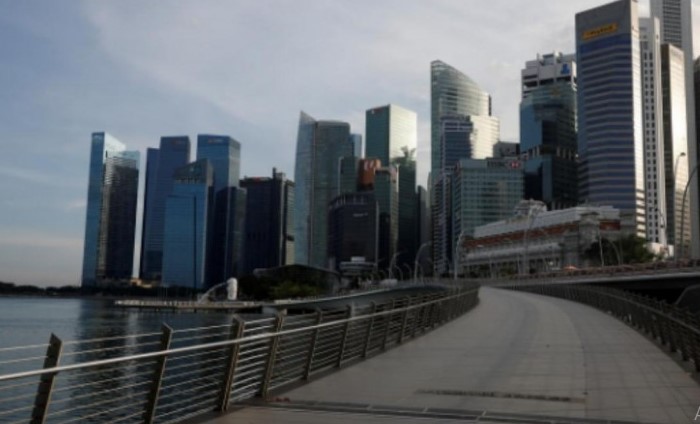 Singapore đối mặt với suy thoái kinh tế - Quang cảnh trống vắng tại công viên Merlion khi ngành du lịch bị tê liệt sau sự bùng phát của virus corona. (Ảnh: Reuters)