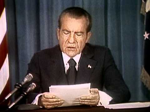 Tổng thống Richard Nixon rút khỏi hệ thống Bretton Woods - Chấm dứt chế độ bản vị vàng