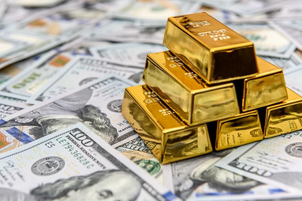Vì sao ngày nay tiền vàng khó thực hiện được vai trò tiền tệ?