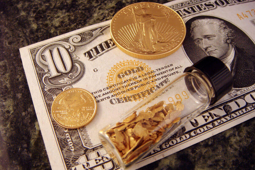 Mối tương quan giữa vàng và tiền