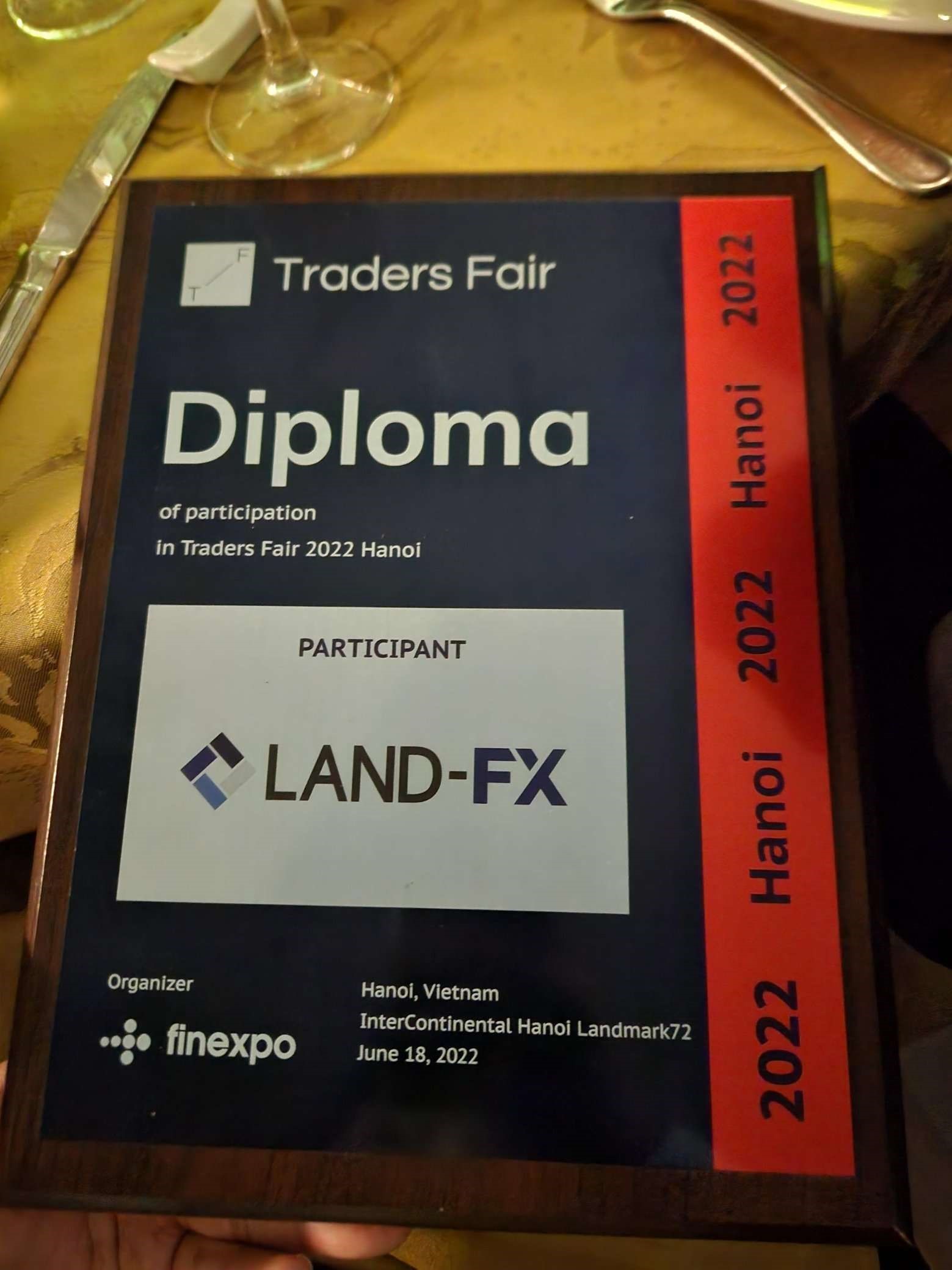 Land-FX tham gia giao lưu cùng Trader Việt Nam tại Trade Fair 2022 ở Hà Nội